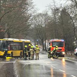 Busunfall in Berlin Gatow am 22.02.2026. (Quelle: rbb/Dorte Störmann)