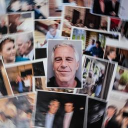 Eine Fotocollage zeigt den verurteilten Sexualstraftäter Epstein und sein Netzwerk