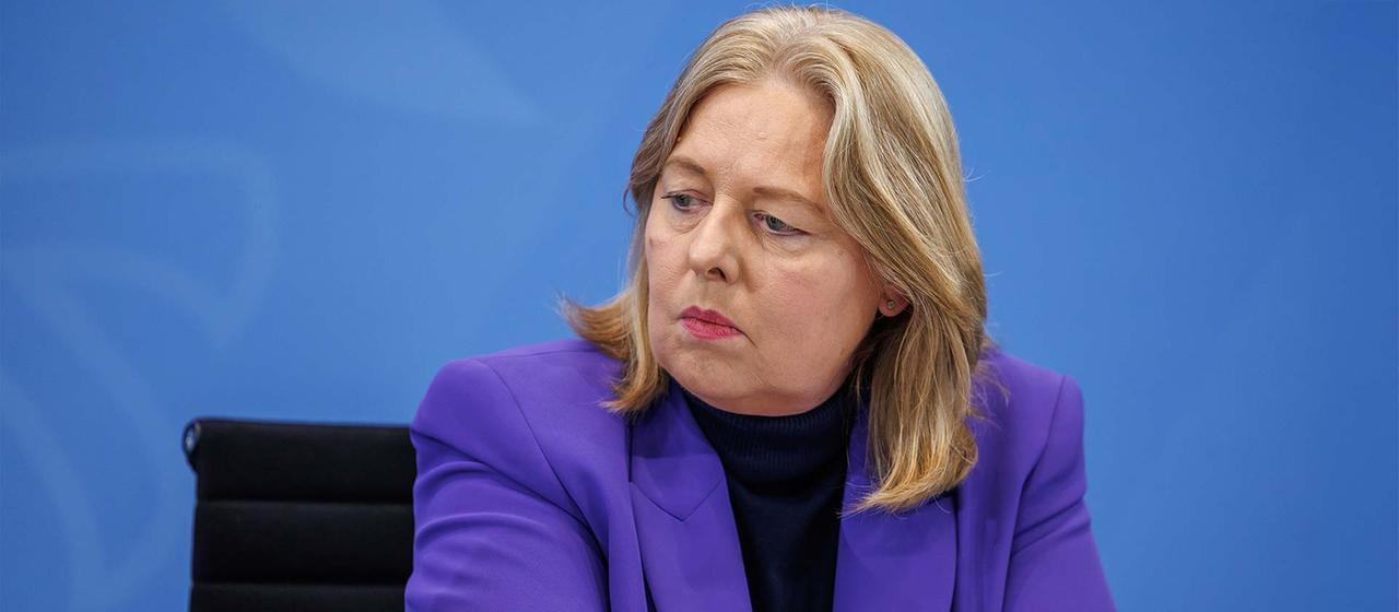 Scharfe Kritik der Arbeitgeber an Bärbel Bas | tagesschau.de