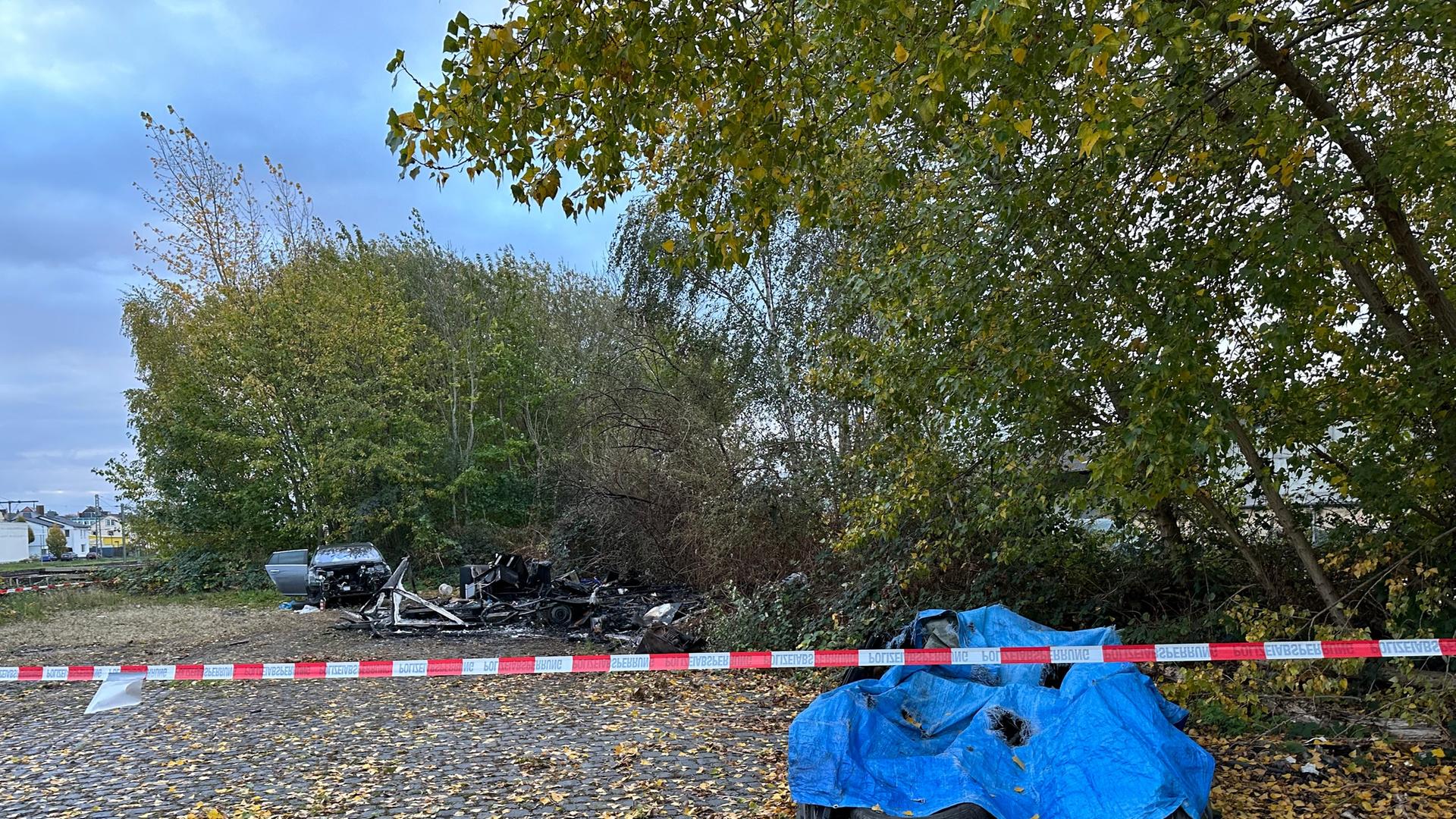 Mann kommt in brennendem Wohnwagen in Kassel ums Leben