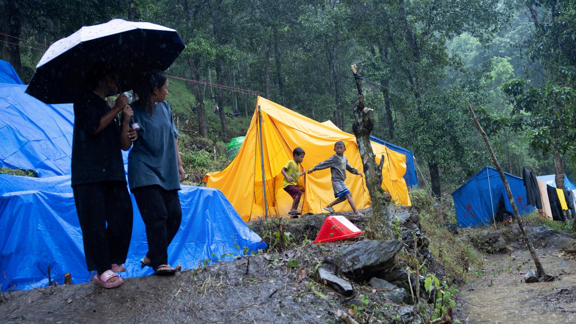 Gefahren nach der Flutkatastrophe für Überlebende in Nepal
