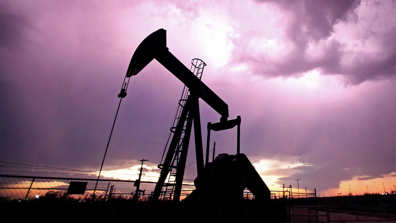 Iran-Krieg: ++ Ölpreis schießt über Marke von 100 US-Dollar ++