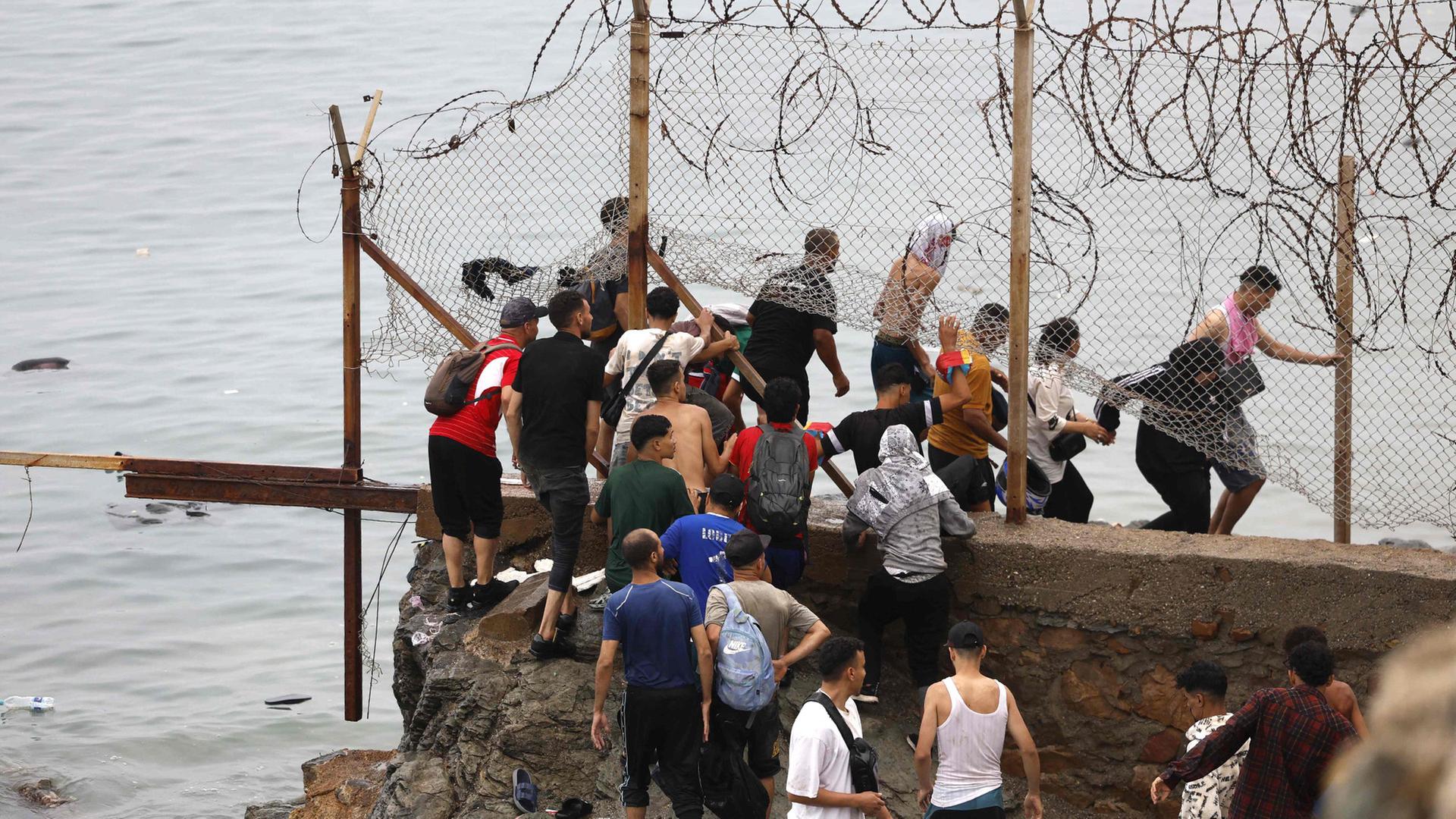 Interview zu Krise in Ceuta: "Die Schuld Spanien zu geben, war irrational" Interview zu Krise in Ceuta: