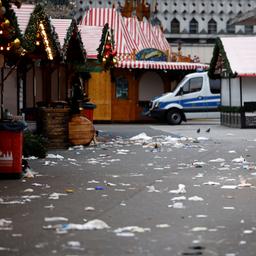 Spuren der Verwüstung nach dem Anschlag auf dem Weihnachtsmarkt in Magdeburg