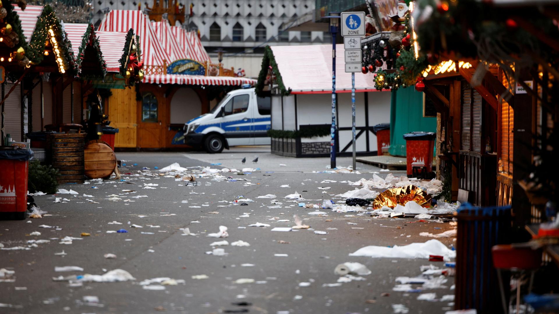 Spuren der Verwüstung nach dem Anschlag auf dem Weihnachtsmarkt in Magdeburg | REUTERS