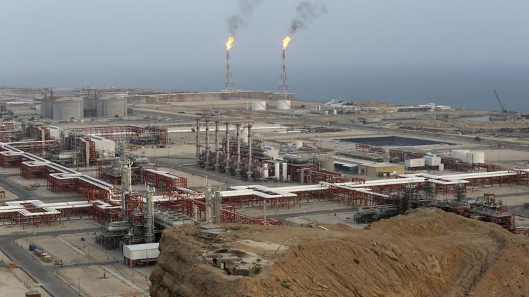 Blick auf eine Erdgasraffinerie an der Nordküste des Persischen Golfs (Symbolbild).