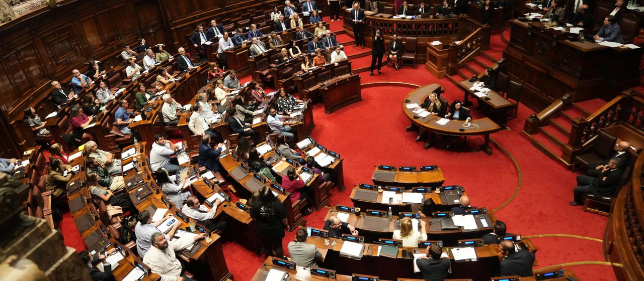Abgeordnete in Uruguay stimmen über das Mercosur-Abkommen ab.
