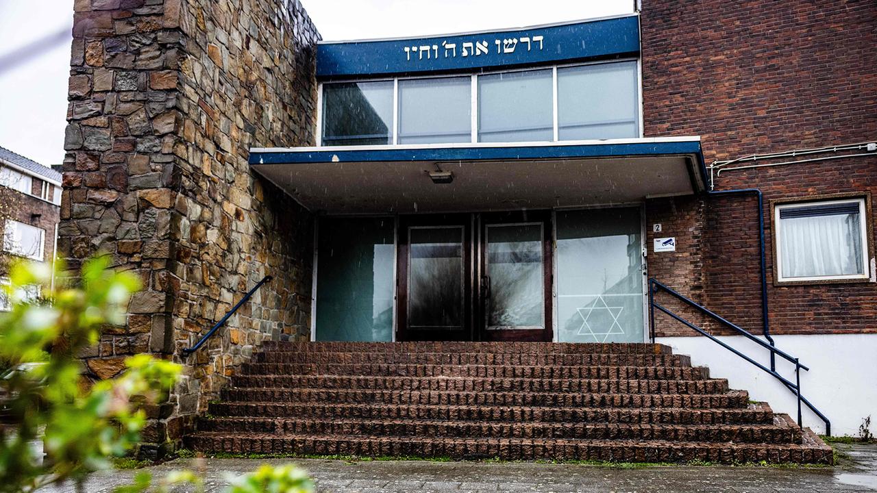 Nach Brandanschlag auf Synagoge in Rotterdam wächst die Angst