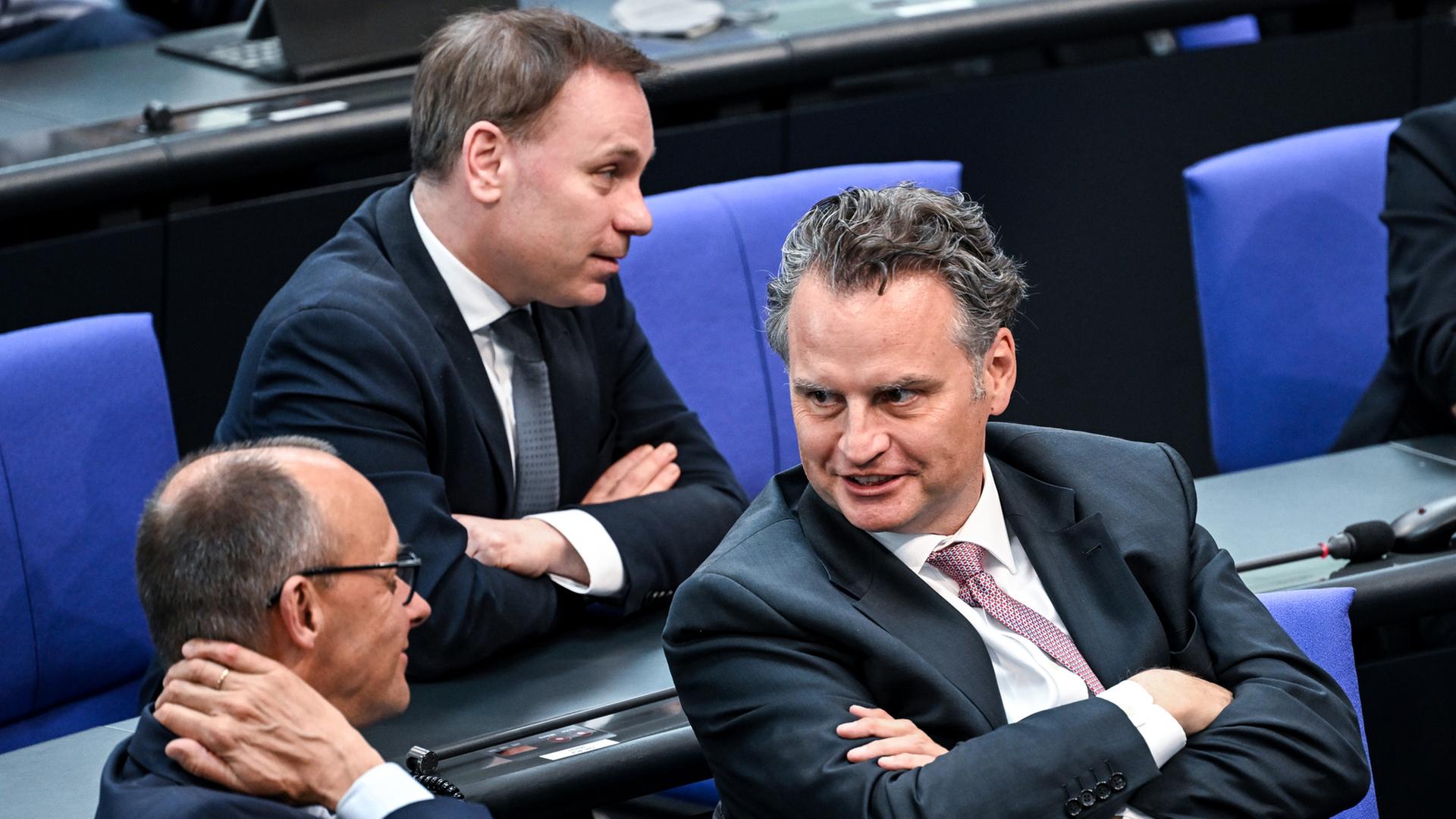 Friedrich Merz, Volker Ullrich und G�nter Krings | dpa