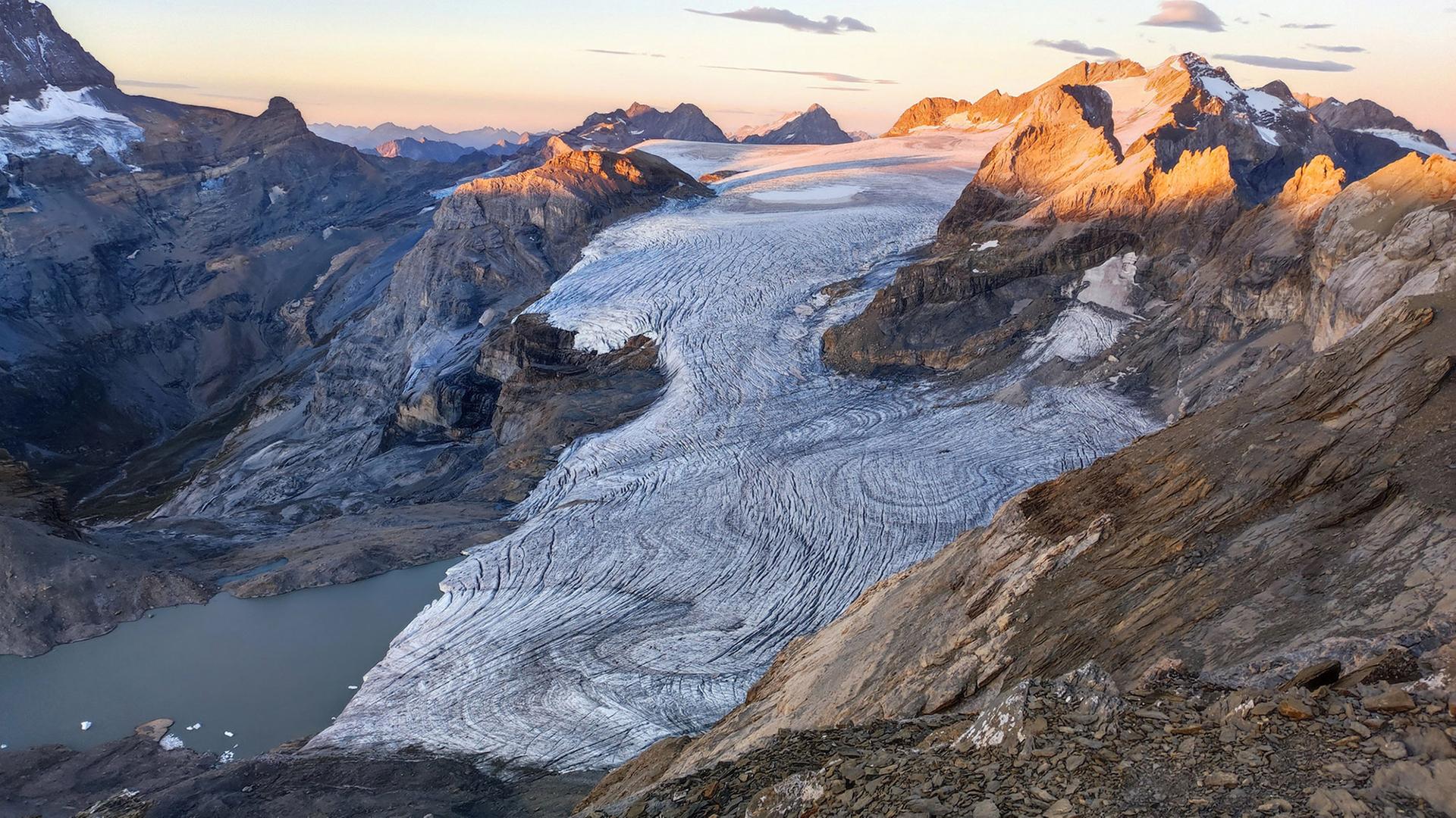 Schweizer Alpen-Gletscher schmelzen weiter in Rekordtempo