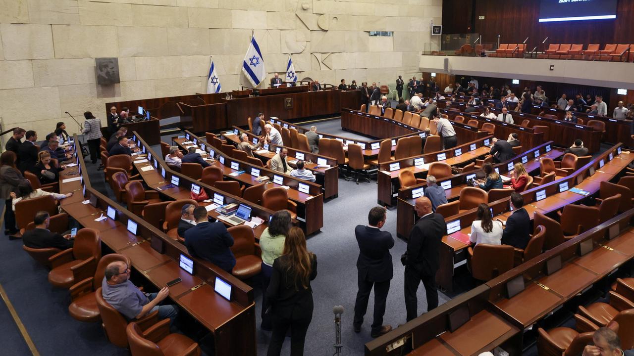 Israelisches Parlament stimmt für Selbstauflösung - erster Schritt zu Neuwahlen