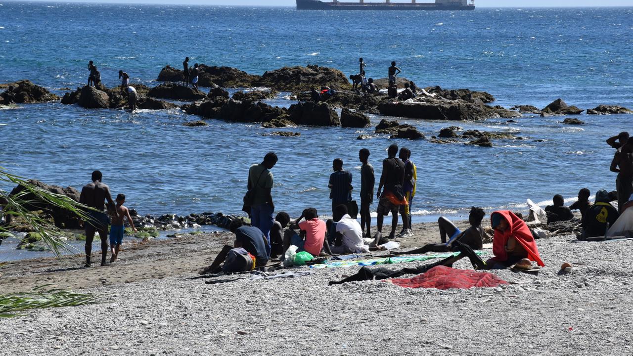 Italy Suspends Schengen Deal with Spain