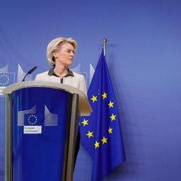 EU-Kommissionechefin von der Leyen und der EU-Außenbeauftragte Borrell auf einer Pressekonferenz