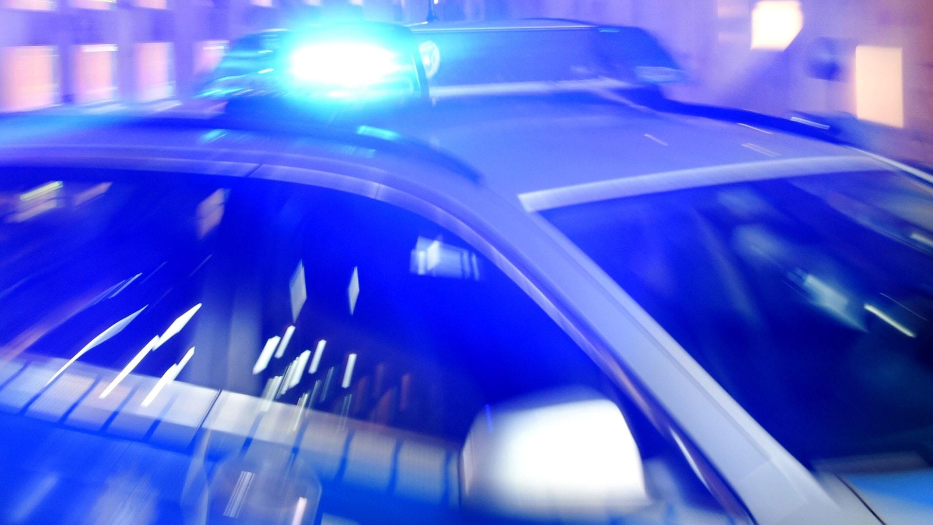 Einsatzfahrzeug der Polizei (Symbolbild) | dpa Bildfunk, picture alliance/dpa | Carsten Rehder