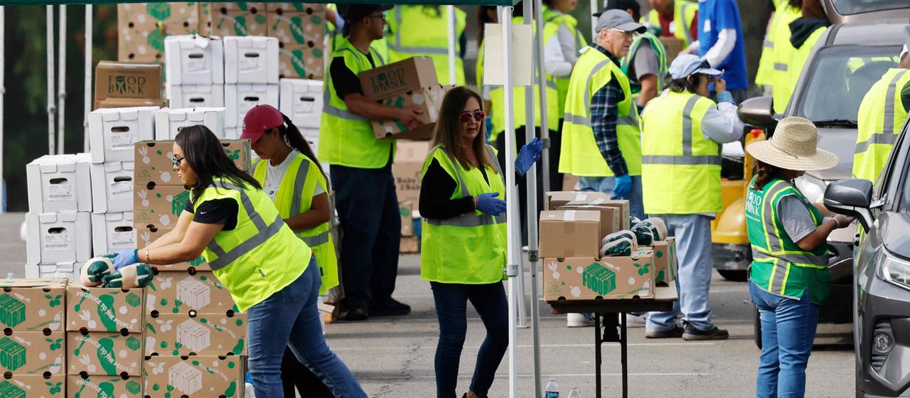 Lebensmittelausgabe in Industry, Kalifornien