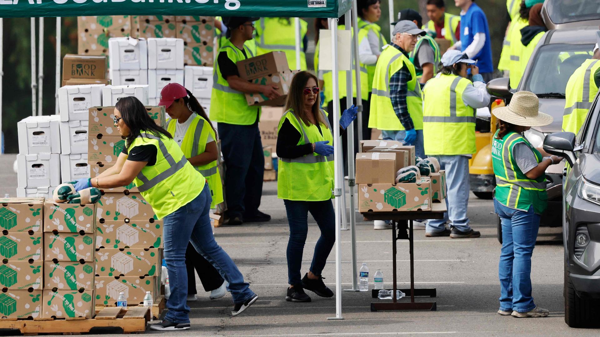 Lebensmittelausgabe in Industry, Kalifornien | Getty Images via AFP