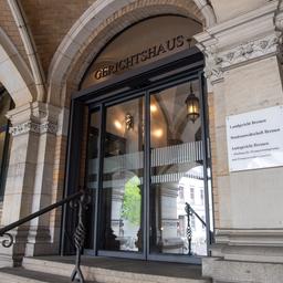 Der Eingang zum Landgericht Bremen. 