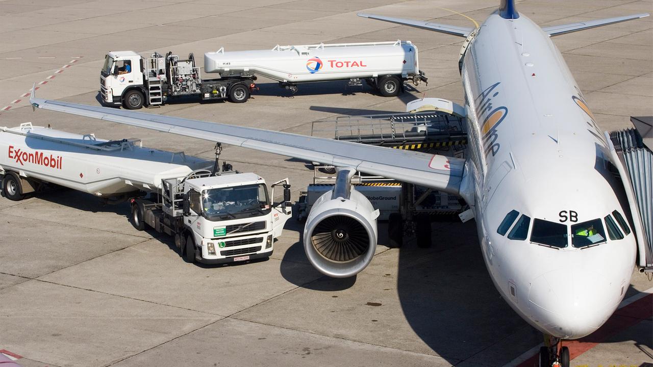 Krise am Himmel: Iran-Krieg stellt Airlines vor Probleme