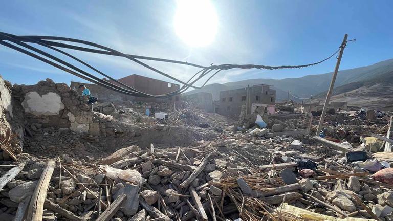 Trümmer im Dorf Tafghaghate