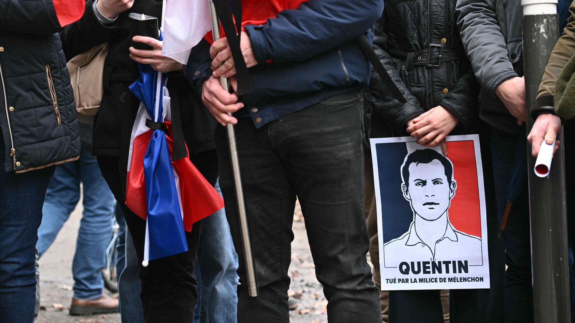 Plakat für den getöteten Rechtsextremisten Quentin Deranque | AFP