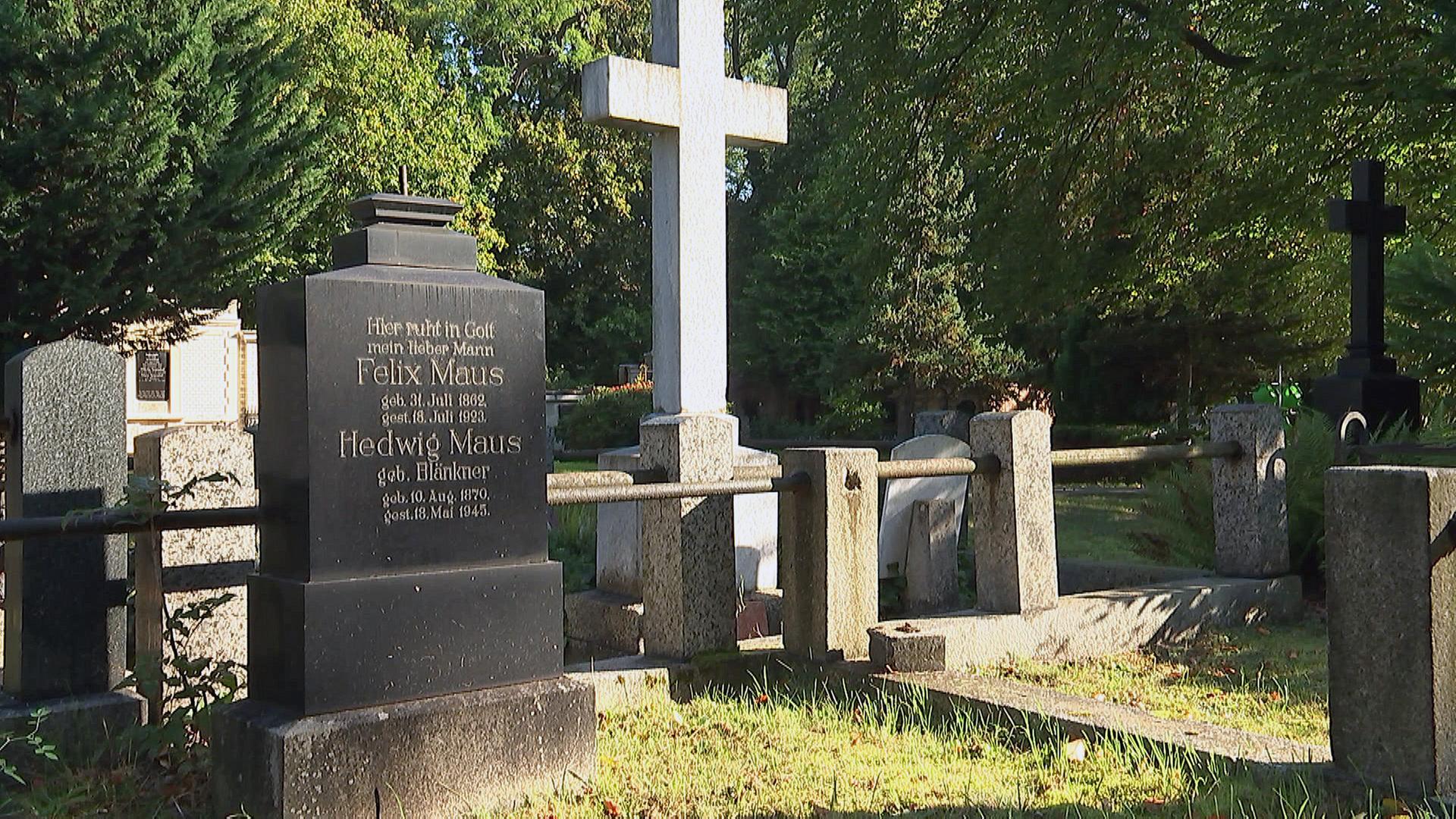 Grabstätten auf dem Alten Friedhof in Hoppegarten. (Quelle: rbb) | rbb