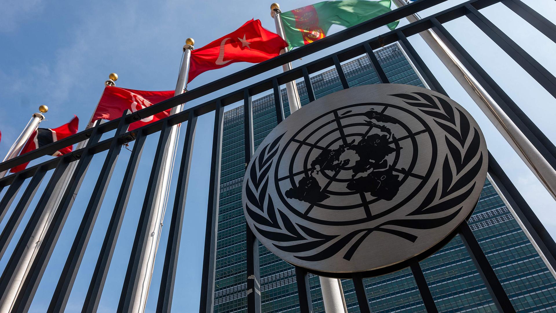 Blick auf das Gebäude der Vereinten Nationen in New York. | Getty Images via AFP