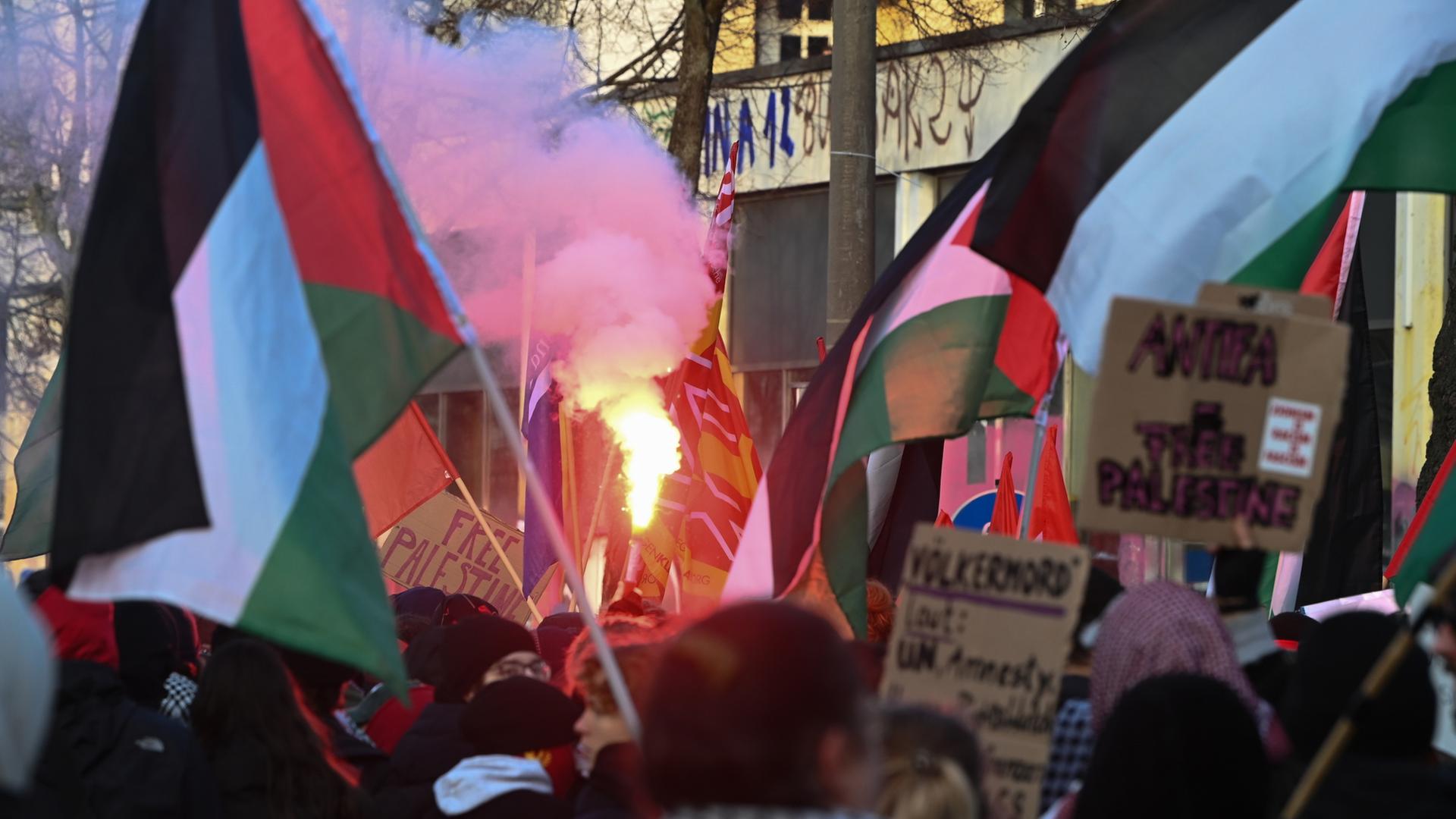 Zusammenstöße bei Demonstrationen zum Nahost-Konflikt in Leipzig