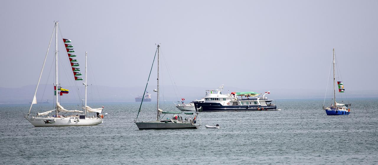 Buques de la Flotilla Global Sumud rumbo a Gaza fondean frente a la costa de Sidi Bou Said, en Túnez. (Imagen de archivo: 9 de septiembre de 2025) | dpa Buques de la Flotilla Global Sumud rumbo a Gaza fondean frente a la costa de Sidi Bou Said, en Túnez. (Imagen de archivo: 9 de septiembre de 2025)