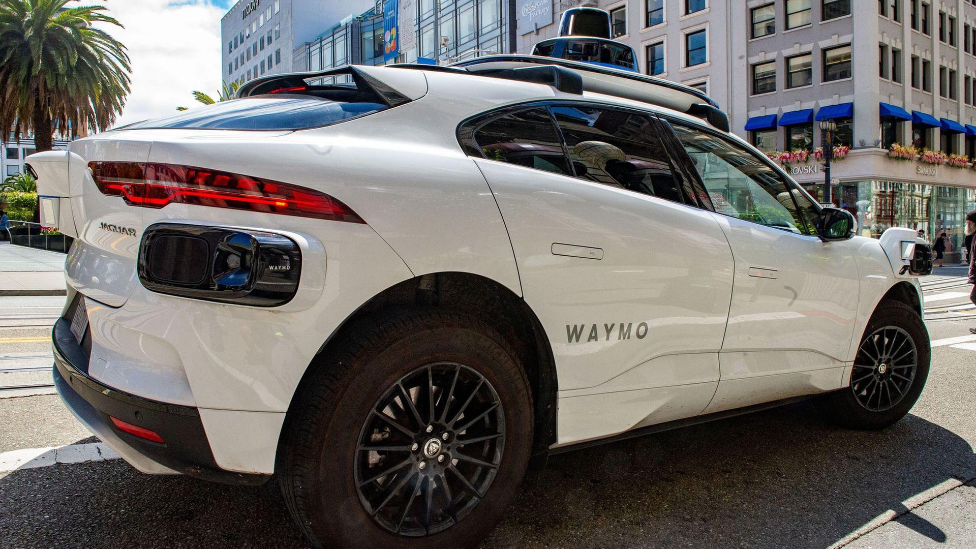 Waymo testet Robotaxis für München: Wie sicher sind sie?