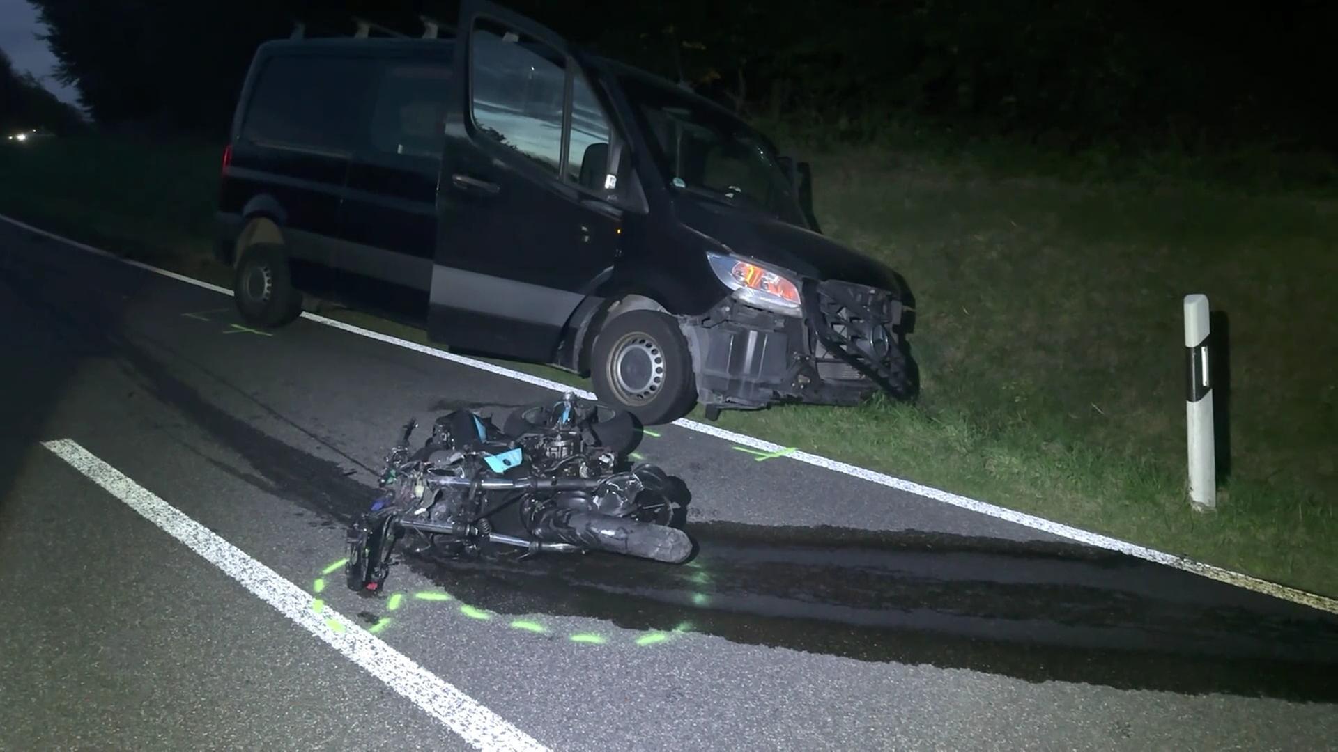 Die Unfallstelle des schweren Unfalls auf der B8 im Westerwald | SWR