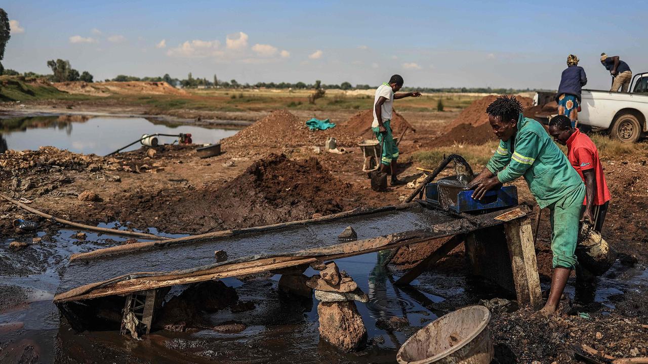 Goldrausch im südafrikanischen Gugulethu | tagesschau.de