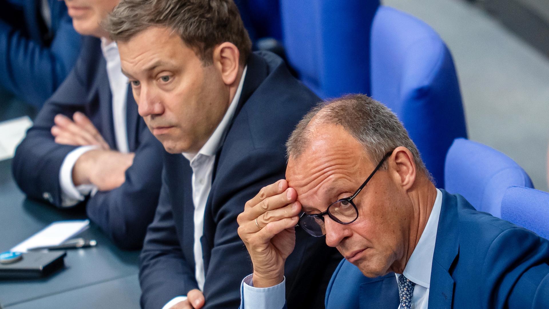Lars Klingbeil und Friedrich Merz | dpa