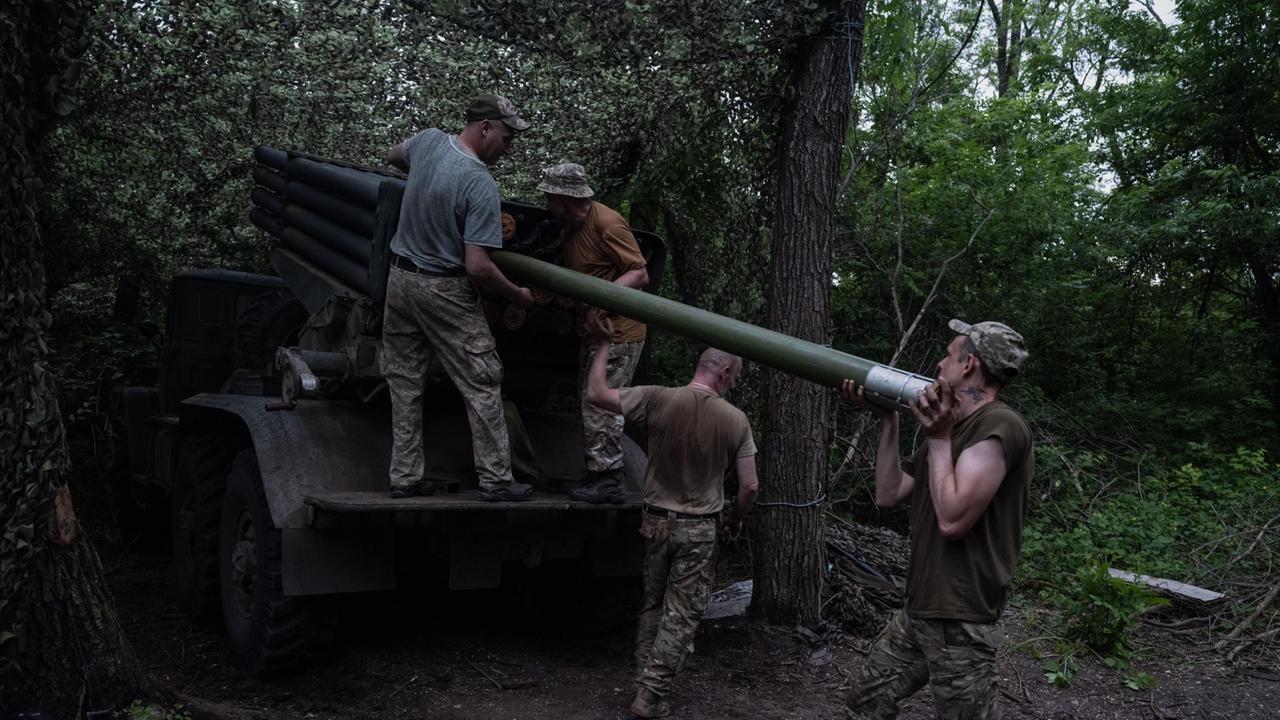 Reform-soll-ukrainischen-Soldaten-Pause-von-der-Front-verschaffen