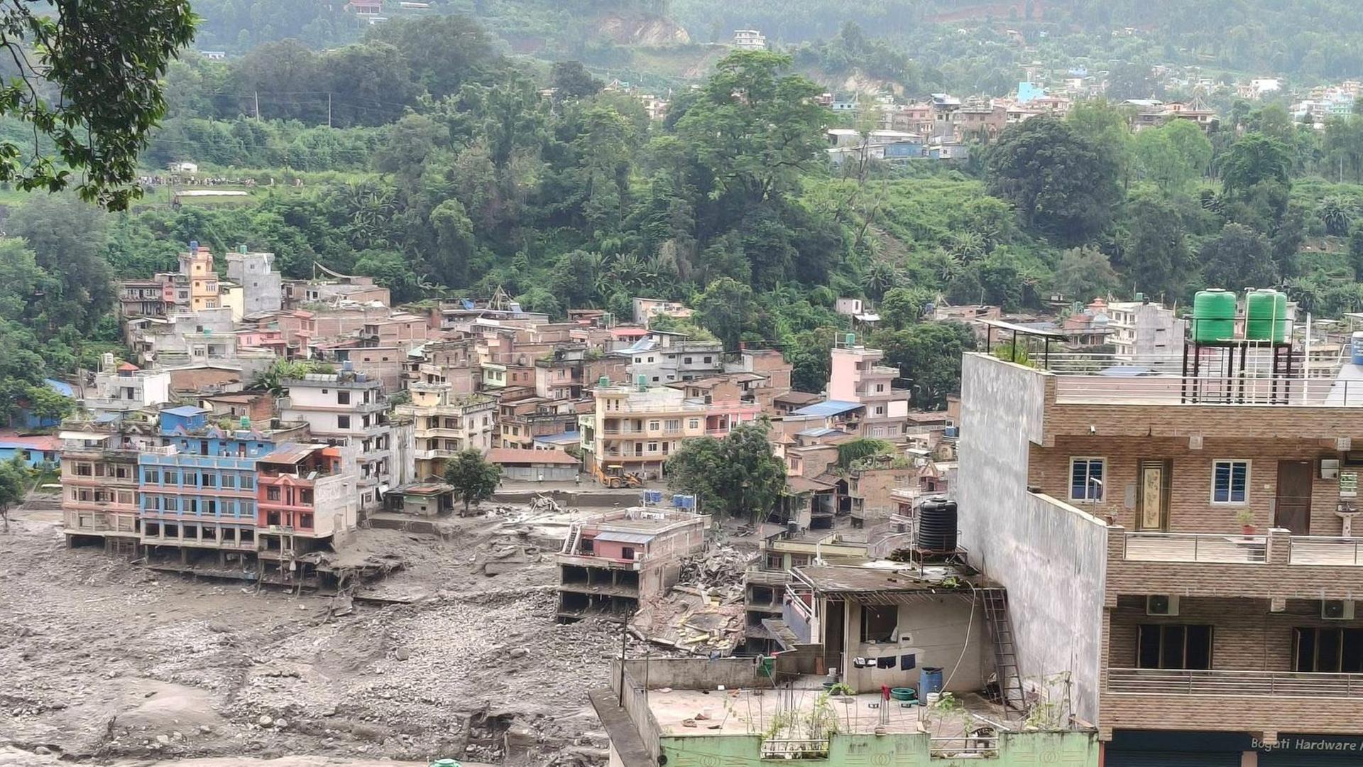 Nepal nach der Sturzflut: Hessen helfen im Himalaya - und sammeln Spenden