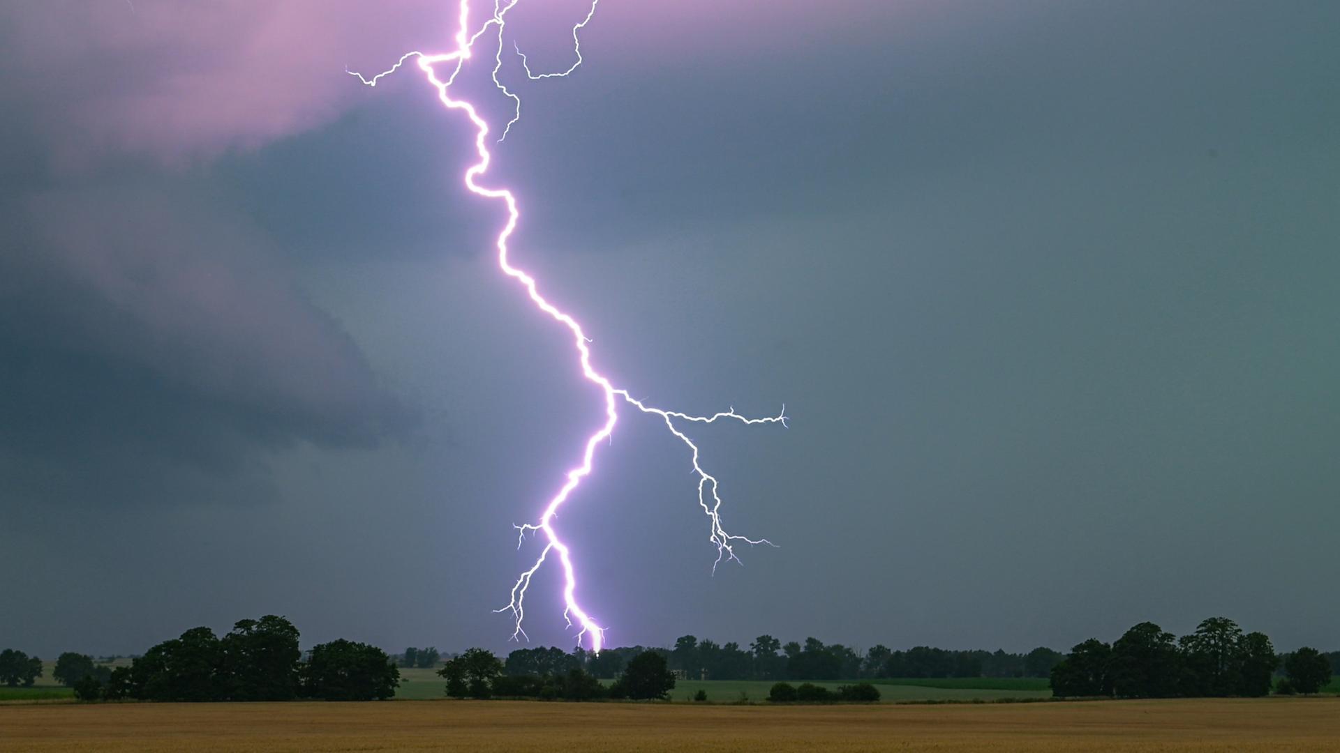 Wetter in Deutschland: Deutlich weniger Blitze im Sommer
