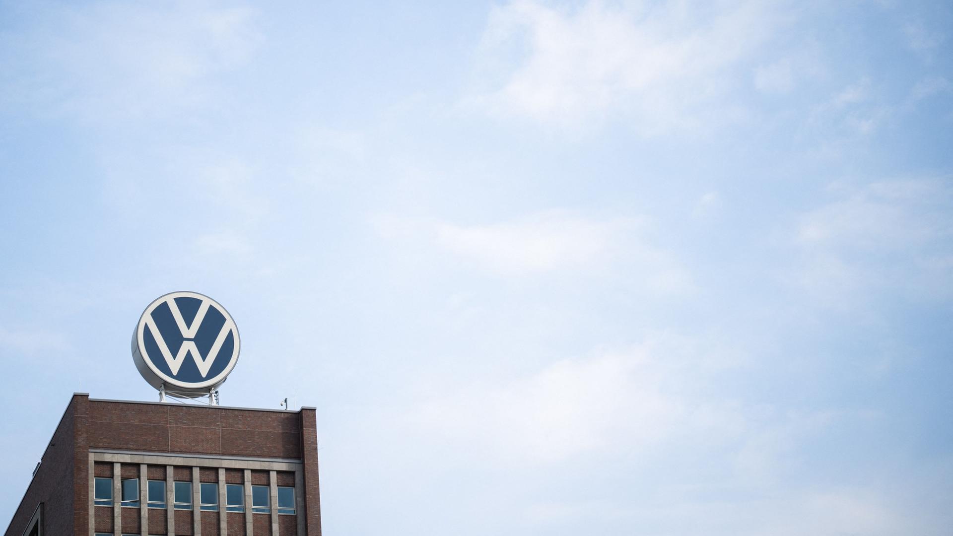 VW-Aufsichtsrat beschließt Sparmaßnahmen - 50.000 Stellen weg VW-Aufsichtsrat beschließt Sparmaßnahmen - 50.000 Stellen weg
