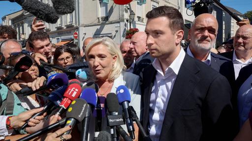 Marine Le Pen stürzt sich in den Wahlkampf