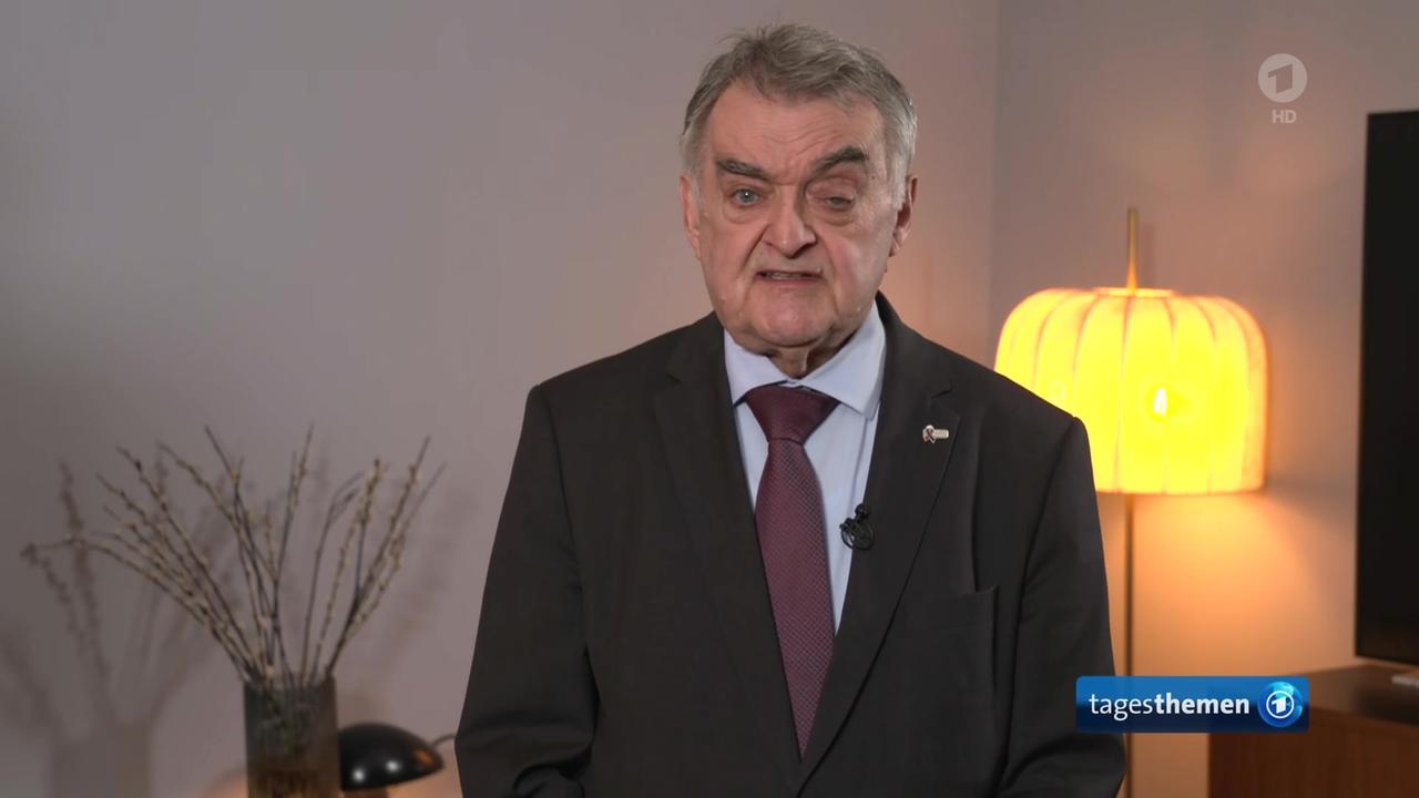 "Ich habe noch nie erlebt, dass man so in ein Gesetz reinstolpert", Herbert Reul, CDU/Innenminister Nordrhein-Westfalen, zur Cannabis-Teil-Legalisierung | tagesschau.de