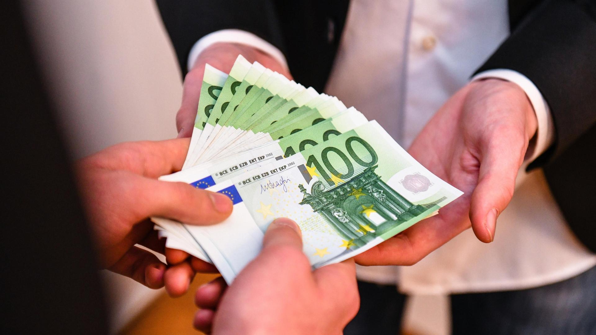 Haben Behörden-Mitarbeiterinnen aus Delmenhorst sich kaufen lassen?