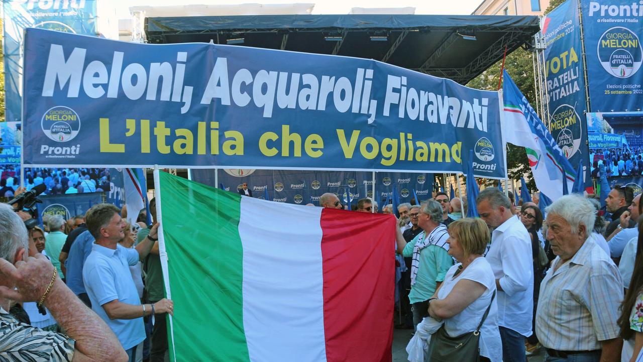 Rechte Parteien im Aufwind Warum Italiens Demokratie bröckelt