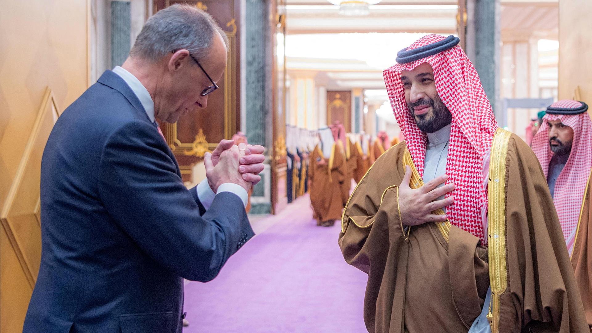 Friedrich Merz und Kronprinz Mohammed bin Salman | Via REUTERS
