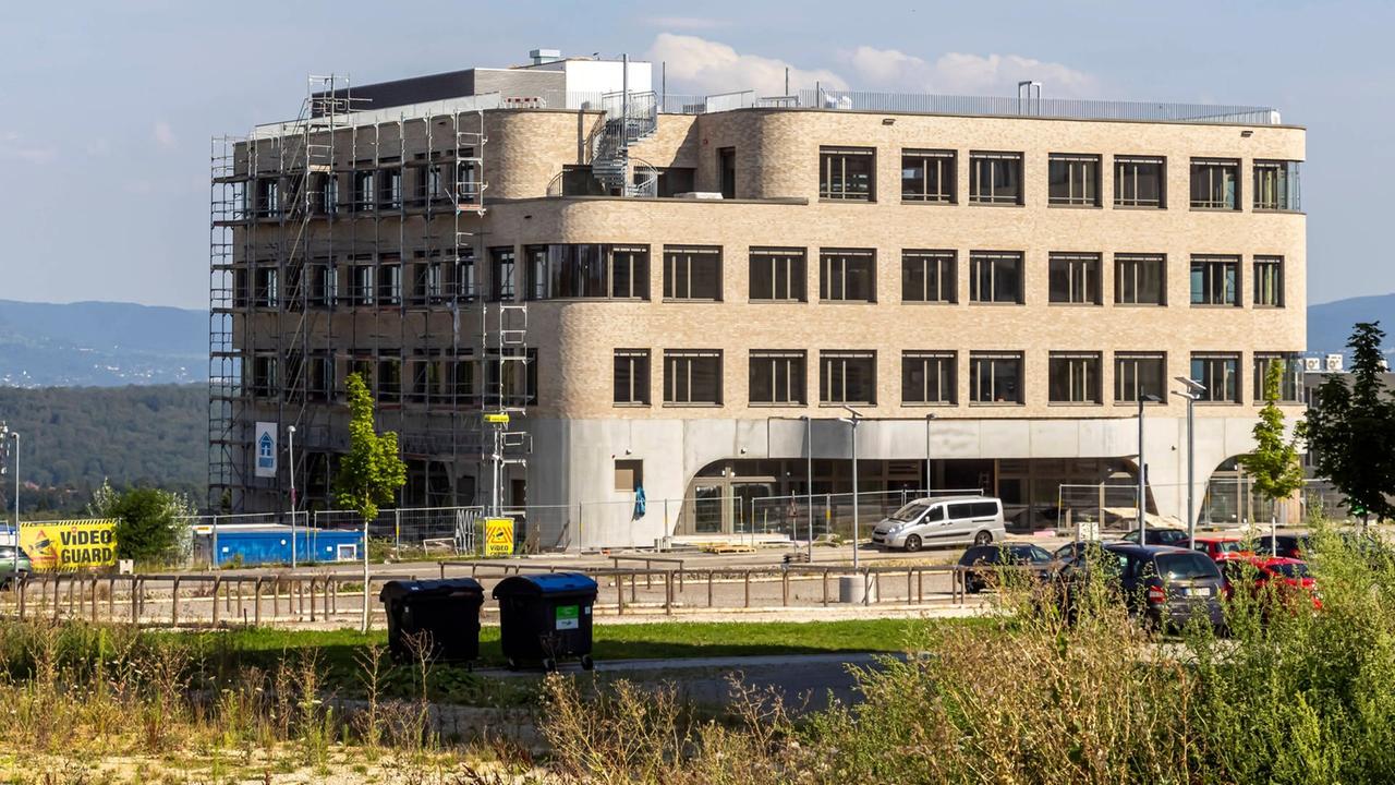 Neues KIForschungszentrum von Amazon in Tübingen Deutschland nur