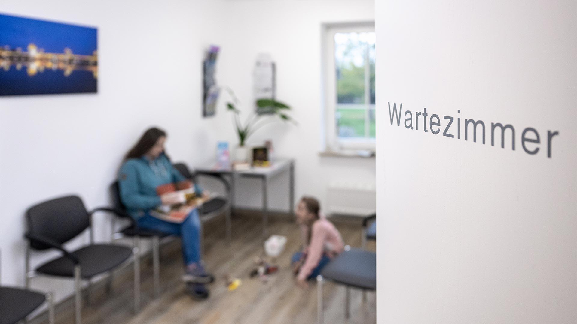 Kritik an Sparplänen der Gesundheitsministerin - Patienten übermäßig belastet? Kritik an Sparplänen der Gesundheitsministerin - Patienten übermäßig belastet?