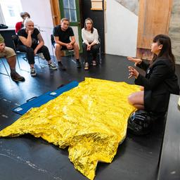 Ein Erste-Hilfe-Kurs im Ohnsorg-Theater in Hamburg