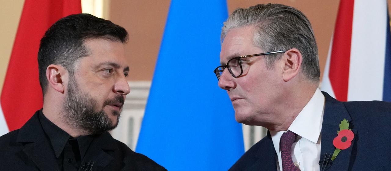 Wolodymyr Selenskyj und Keir Starmer | AFP Wolodymyr Selenskyj und Keir Starmer