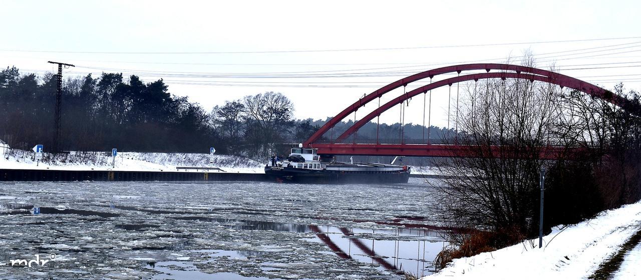 Schiff Unfall Mittellandkanal Eis