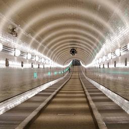 Der Alte Elbtunnel in Hamburg.