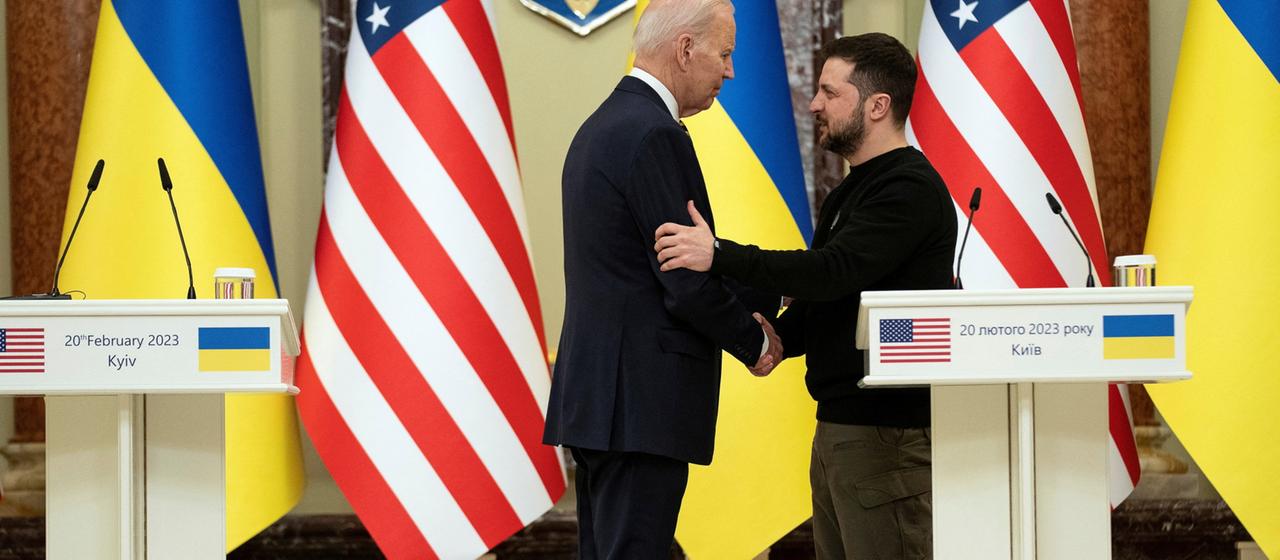 US-Präsident Joe Biden bei der Pressekonferenz mit seinem ukrainischen Kollegen Wolodymyr Selenskyj in Kiew