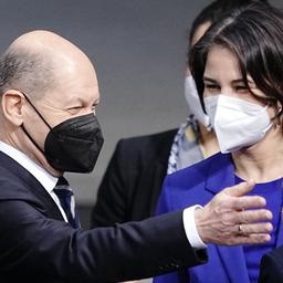 Annalena Baerbock und Olaf Scholz