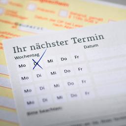 Terminzettel und Überweisungsschein